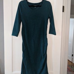 Green maternity dress size medium Isabel maternity
